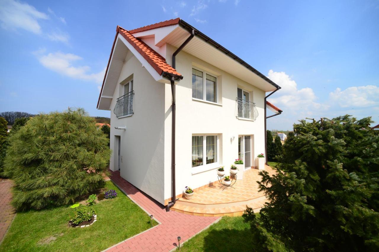 Irena Domek Rewal Exterior foto